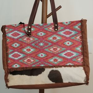 SALE!! NEW MYRA BAG- BEAU WEEKENDER BAG